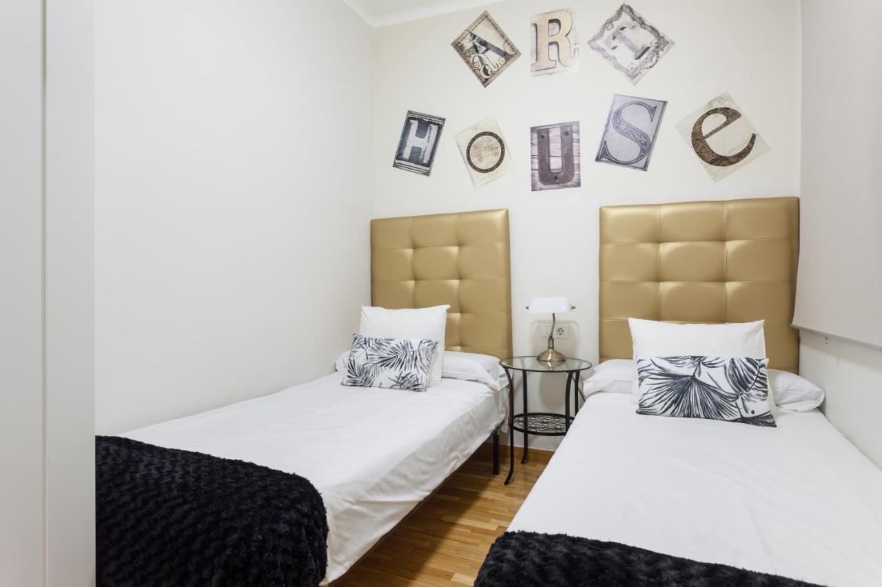 Art House Fira Apartments Barcelona Exterior foto